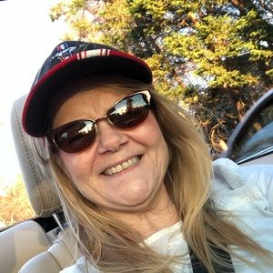 Meet your Posher, Joann